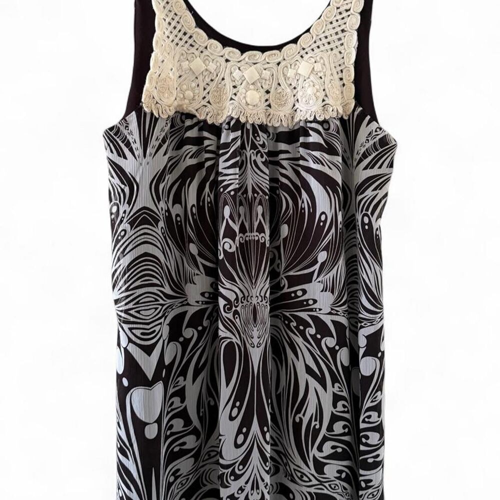 Enfocus-studio Women's Brown and White Vest